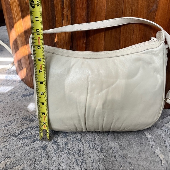 Vintage Etienne Aigner Bags Classics Ivory Crossbody Shoulder With Mirror - Picture 5 of 10